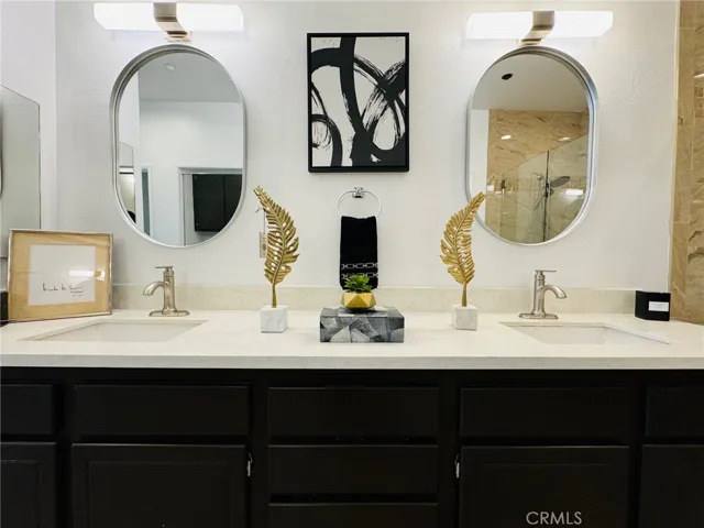 10 Salton, Irvine, California 92602