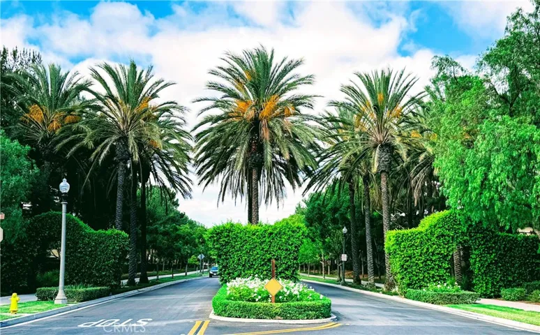 10 Salton, Irvine, California 92602