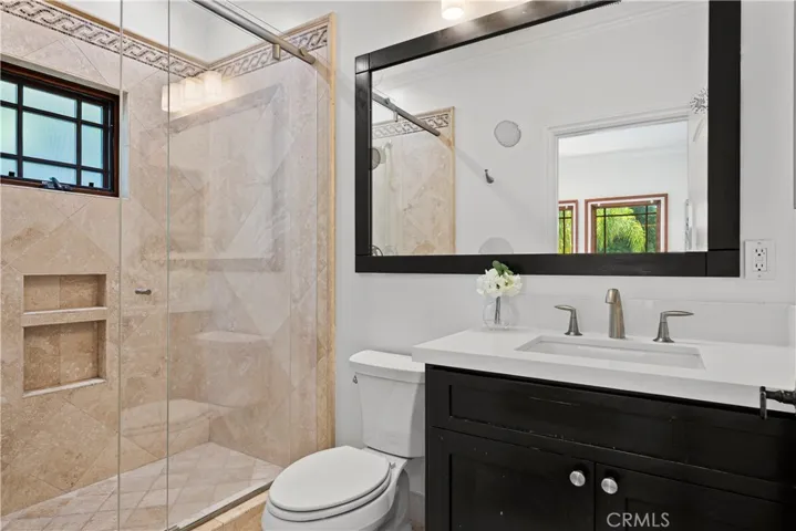 15014 Valleyheart, Sherman Oaks, California 91403