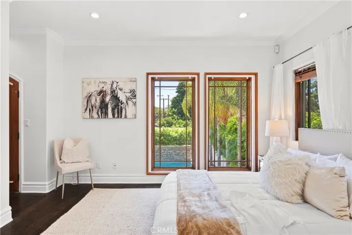 15014 Valleyheart, Sherman Oaks, California 91403