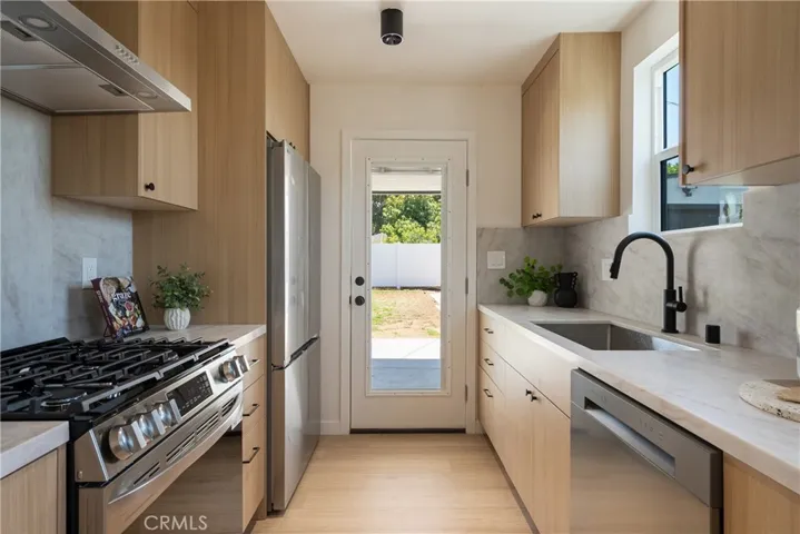11428 Leland, Whittier, California 90605