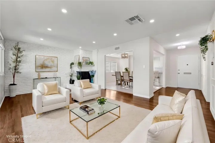 19116 Napa Street, Northridge, California 91324