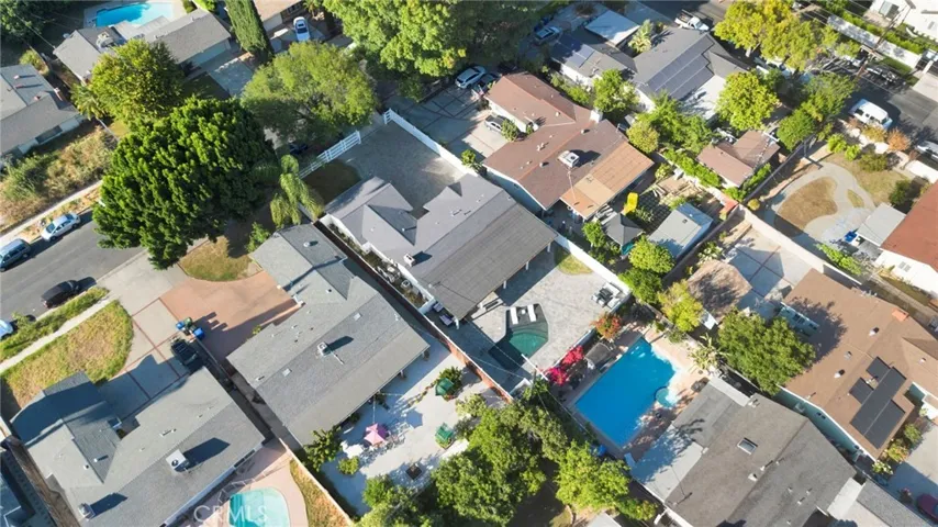 19116 Napa Street, Northridge, California 91324