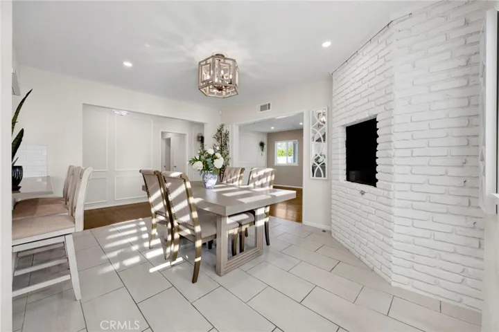 19116 Napa Street, Northridge, California 91324