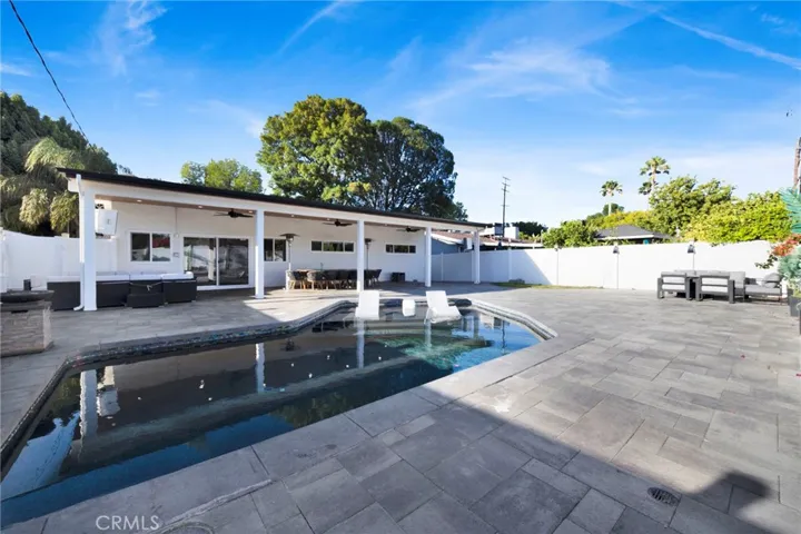 19116 Napa Street, Northridge, California 91324