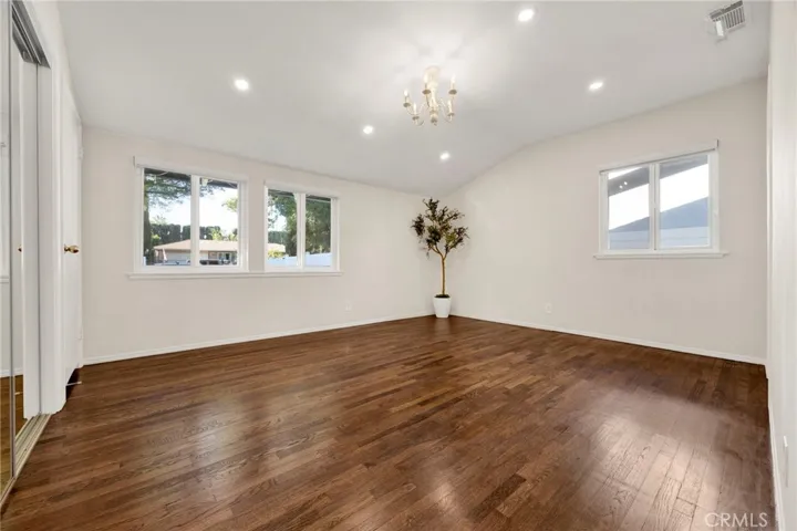 19116 Napa Street, Northridge, California 91324