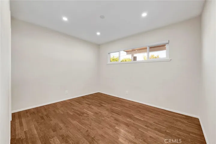 19116 Napa Street, Northridge, California 91324