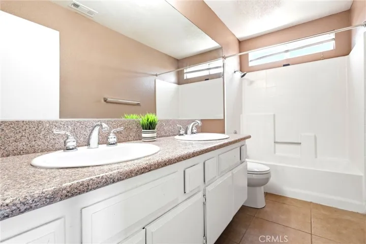 secondary bath