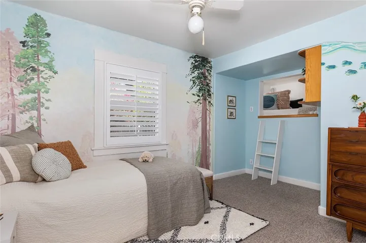 2832 Mayfield Ave., La Crescenta, California 91214
