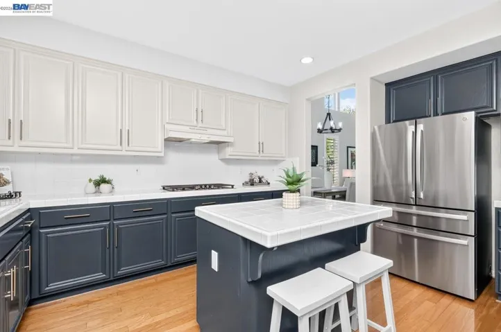 705 Newbury Street, Livermore, California 94551