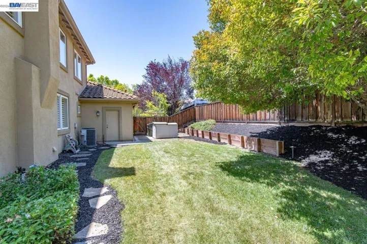 705 Newbury Street, Livermore, California 94551