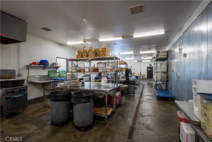 1327 N Main, Santa Ana, California 92701