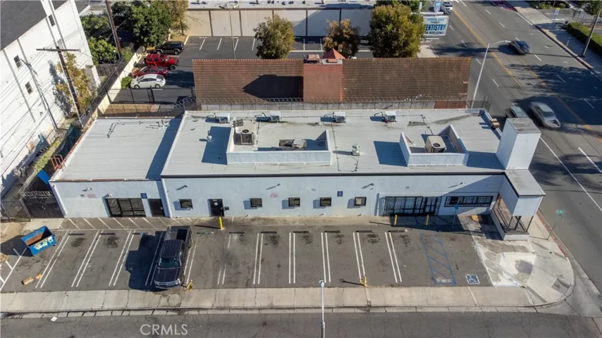1327 N Main, Santa Ana, California 92701