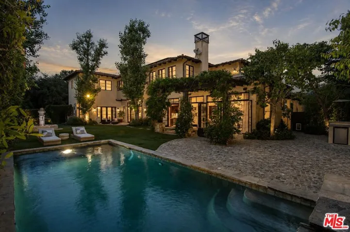 1221 Minorca Drive, Pacific Palisades, California 90272