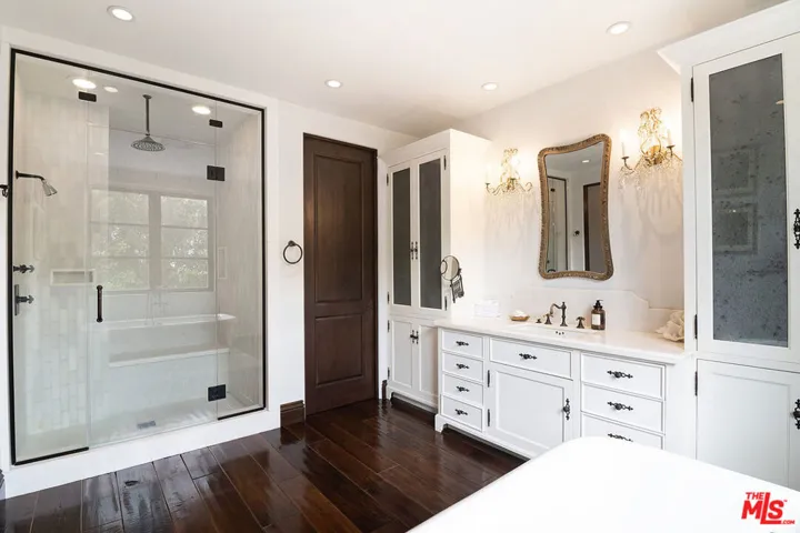 1221 Minorca Drive, Pacific Palisades, California 90272