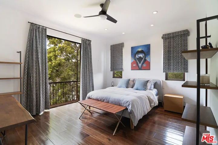 1221 Minorca Drive, Pacific Palisades, California 90272