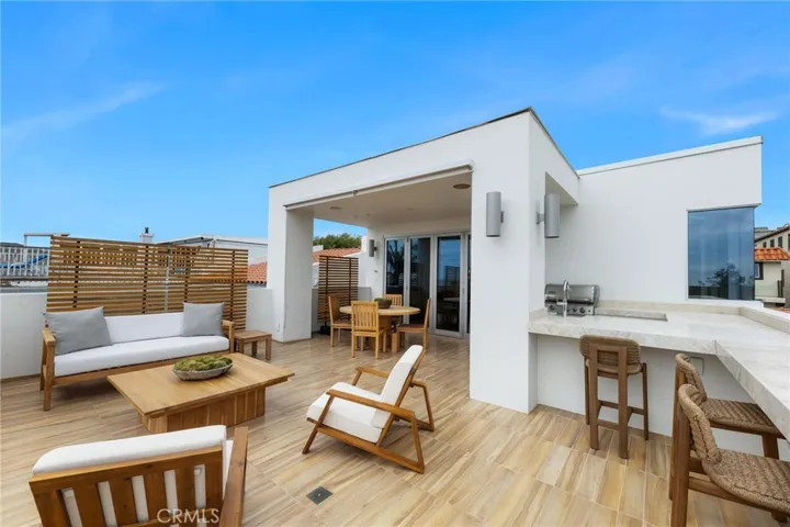 2434 Manhattan Avenue, Hermosa Beach, California 90254