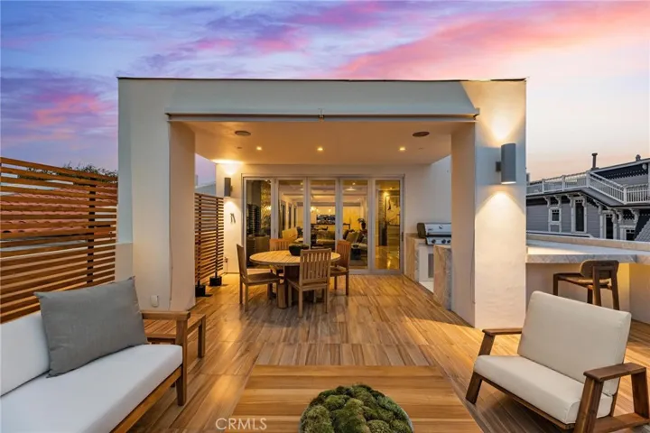 2434 Manhattan Avenue, Hermosa Beach, California 90254