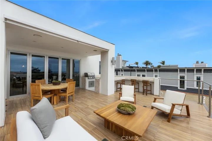 2434 Manhattan Avenue, Hermosa Beach, California 90254