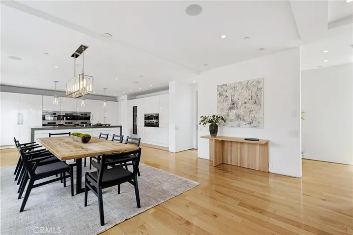 2434 Manhattan Avenue, Hermosa Beach, California 90254