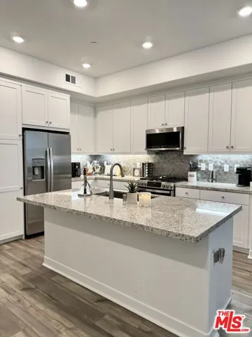 26976 Prospector Road 203, Valencia, California 91381