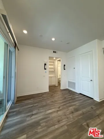 26976 Prospector Road 203, Valencia, California 91381