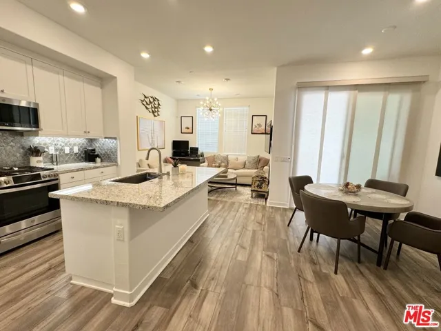 26976 Prospector Road 203, Valencia, California 91381