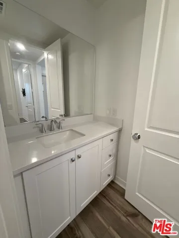 26976 Prospector Road 203, Valencia, California 91381