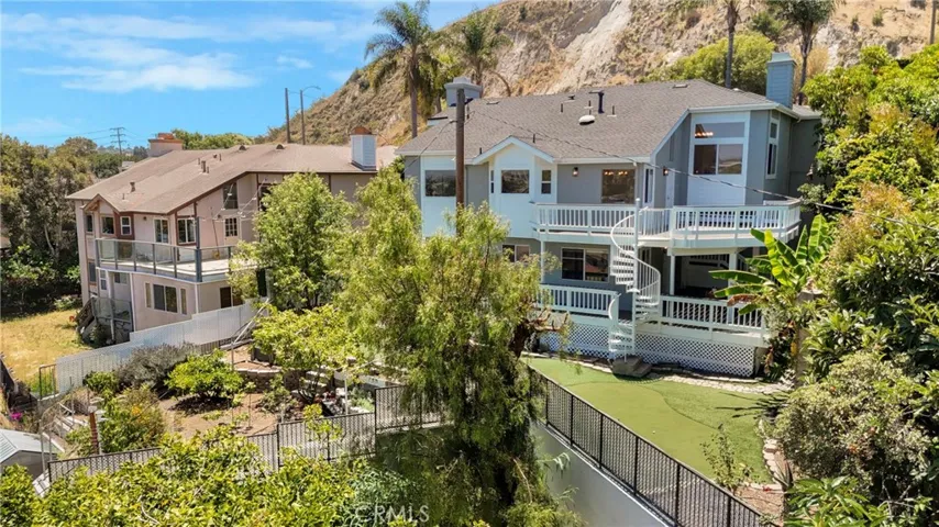 24643 Via Valmonte, Torrance, California 90505