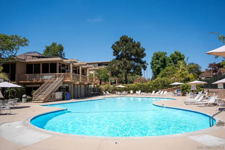 4062 Valeta 334, San Diego, California 92110