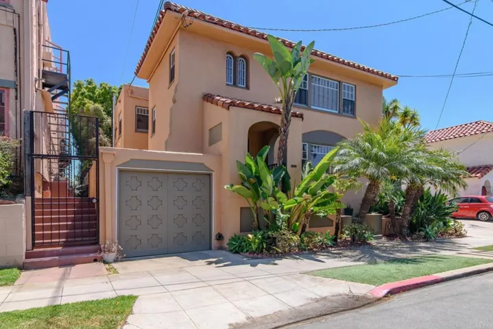 219 21 Kalmia St, San Diego, California 92101