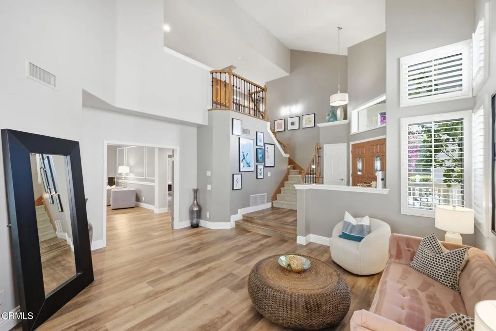 20-web-or-mls-27407-whitefield-pl