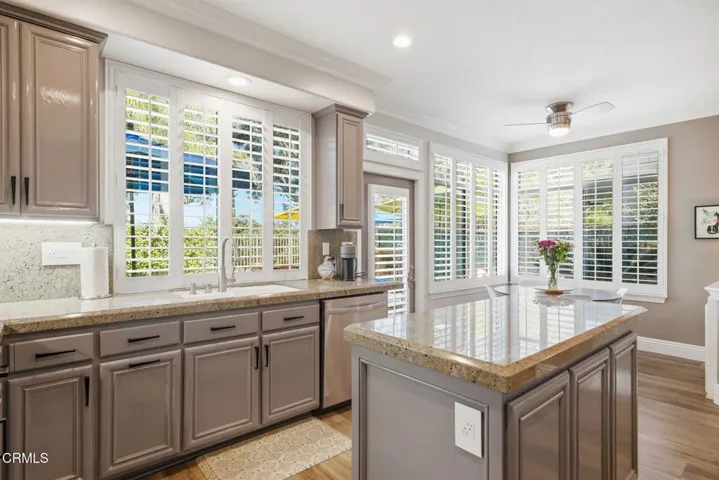 34-web-or-mls-27407-whitefield-pl