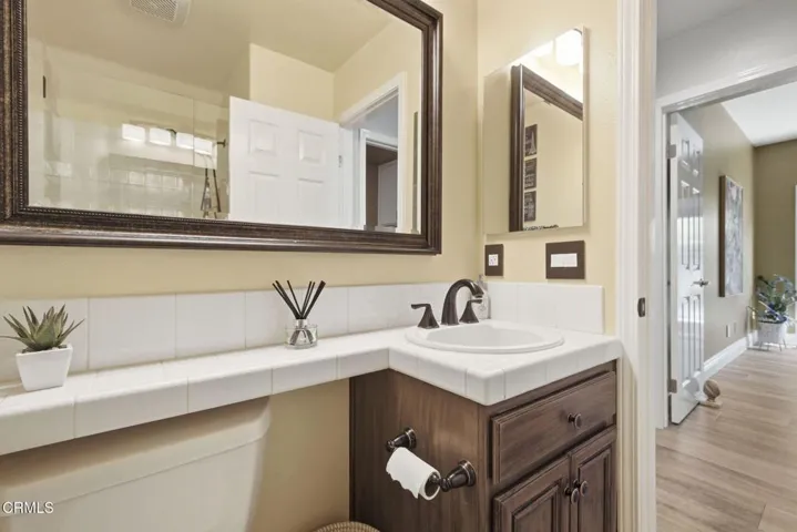 39-web-or-mls-27407-whitefield-pl