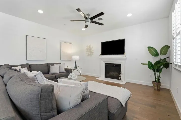 283 Windsong Way, Gilroy, California 95020
