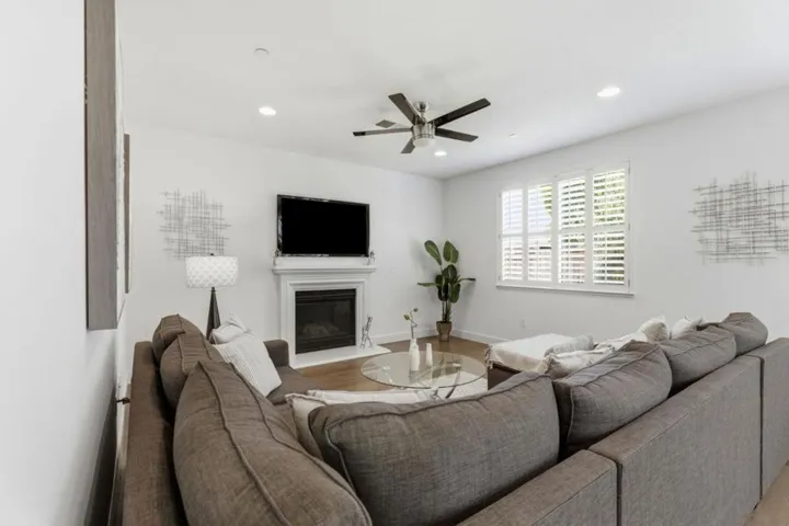 283 Windsong Way, Gilroy, California 95020