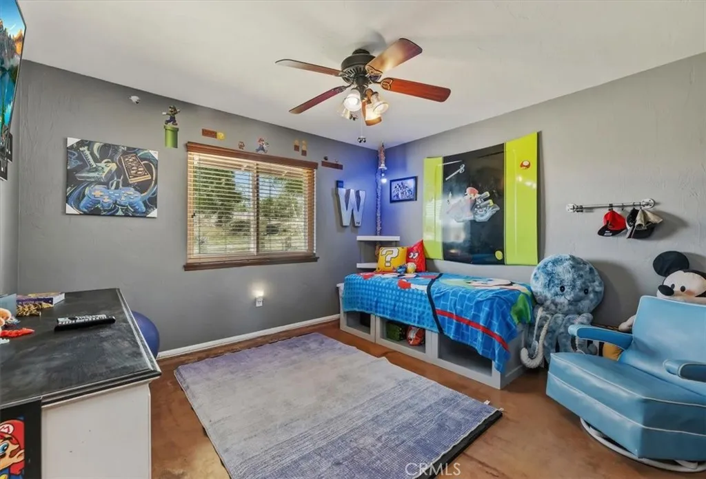 Main House: Bedroom 2
