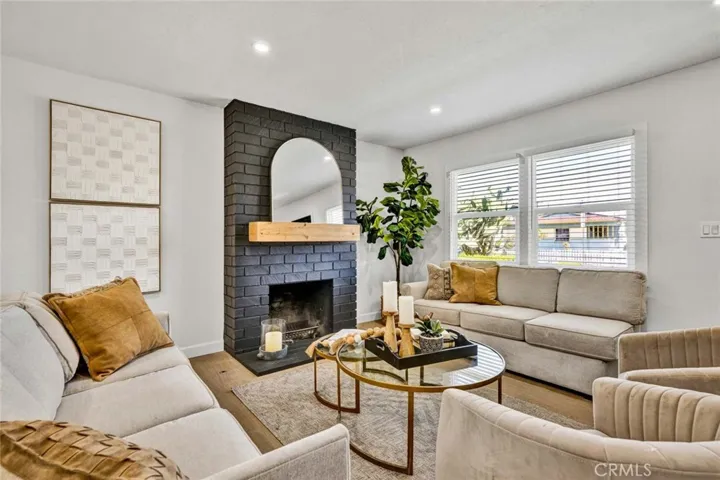 1800 E Mayfair, Orange, California 92867