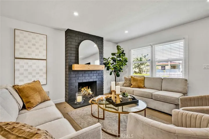 1800 E Mayfair, Orange, California 92867