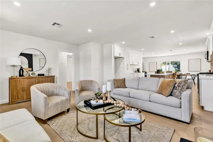 1800 E Mayfair, Orange, California 92867