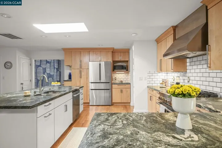 56 Baja Loma Ct, Danville, California 94526-1933