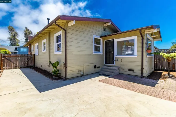 439 44th St, Richmond, California 94805