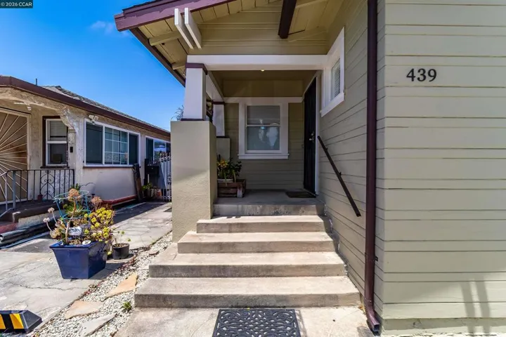439 44th St, Richmond, California 94805