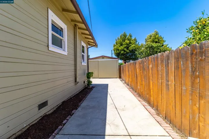 439 44th St, Richmond, California 94805