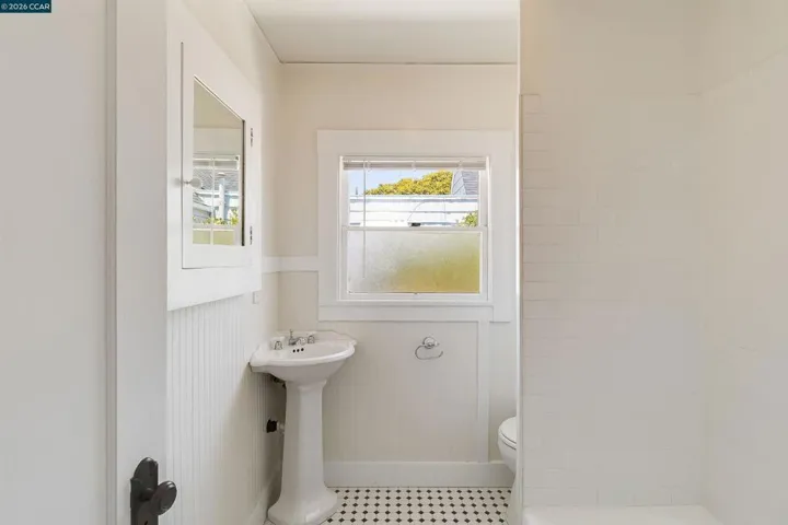 439 44th St, Richmond, California 94805