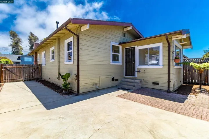439 44th St, Richmond, California 94805