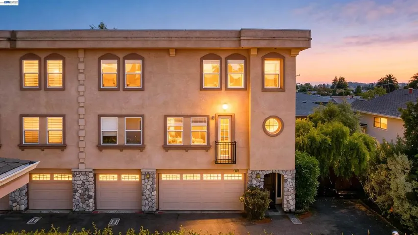 4101 Toddika Ln, Castro Valley, California 94546