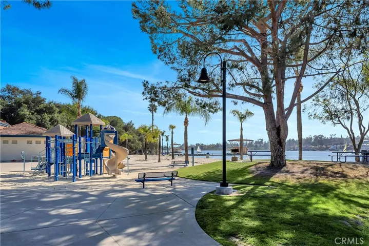 26467 Portola, Mission Viejo, California 92692