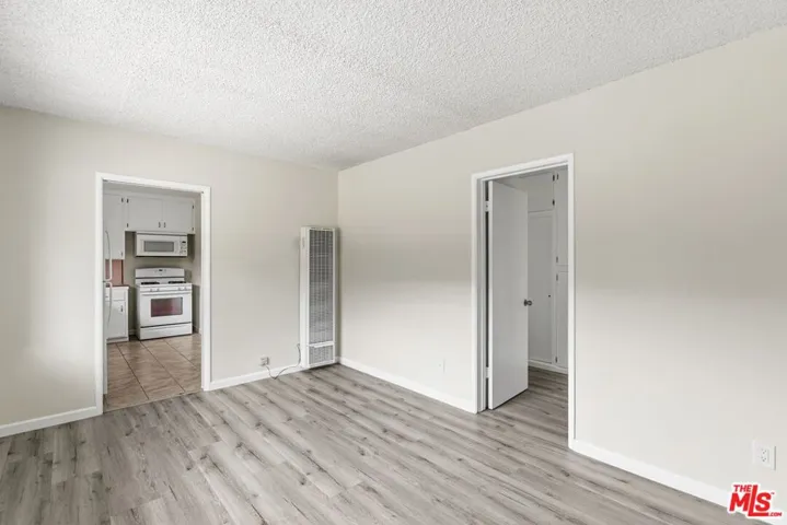 1361 Yosemite Drive 3, Los Angeles, California 90041