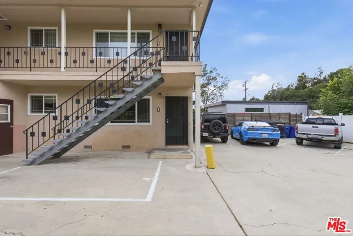 1361 Yosemite Drive 3, Los Angeles, California 90041